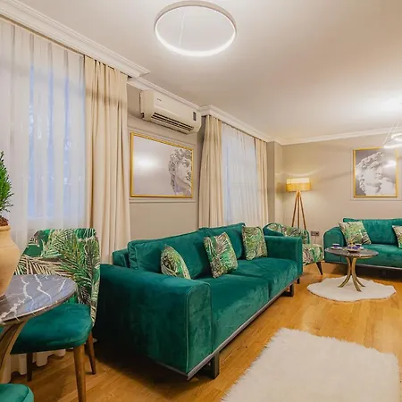 Apart-hotel La Palace Sisli